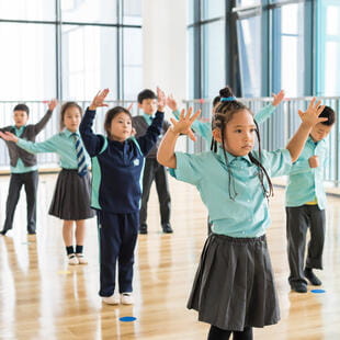 嘉兴市诺德安达学校 | 嘉兴双语学校 - 03 - Feature Cards Pattern